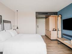 Zimmerbild 12