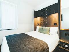 Zimmerbild 18