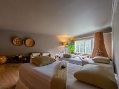 Zimmerbild 4