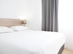 Zimmerbild 9