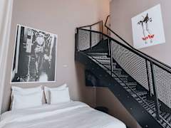 Zimmerbild 9