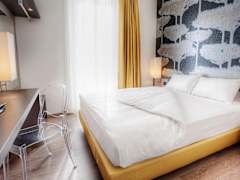 Zimmerbild 12