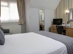 Zimmerbild 8