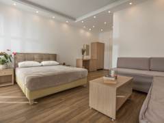 Zimmerbild 8