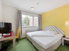 Zimmerbild 8