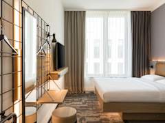 Zimmerbild 7