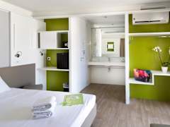 Zimmerbild 7