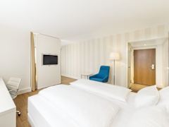 Zimmerbild 7