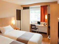 Zimmerbild 8