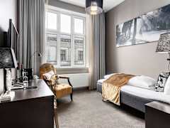 Zimmerbild 8