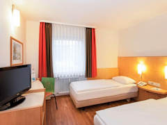 Zimmerbild 8