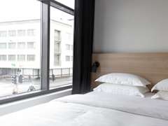 Zimmerbild 16