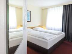 Zimmerbild 7