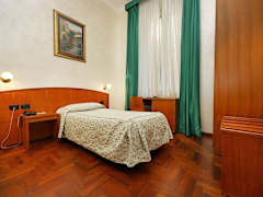 Zimmerbild 9