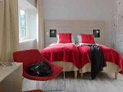 Zimmerbild 8