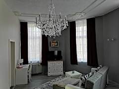 Zimmerbild 8