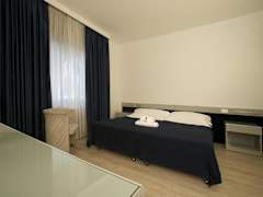 Zimmerbild 6