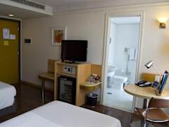 Zimmerbild 7