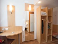 Zimmerbild 9