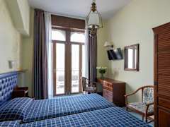 Zimmerbild 12