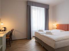 Zimmerbild 8