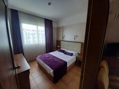 Zimmerbild 4