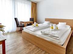 Zimmerbild 8