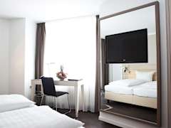 Zimmerbild 3