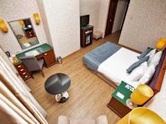 Zimmerbild 7
