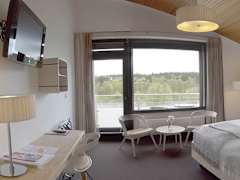 Zimmerbild 8