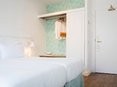 Zimmerbild 8