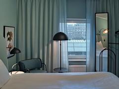 Zimmerbild 8