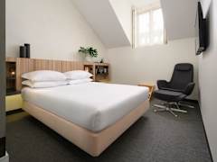 Zimmerbild 28