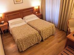 Zimmerbild 5
