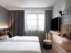 Zimmerbild 6