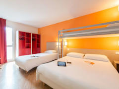 Zimmerbild 6