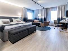 Zimmerbild 5