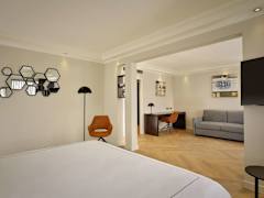 Zimmerbild 6