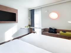 Zimmerbild 10