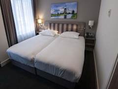 Zimmerbild 7