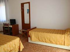 Zimmerbild 5
