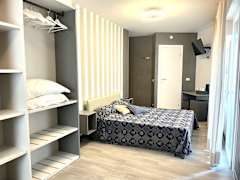 Zimmerbild 7