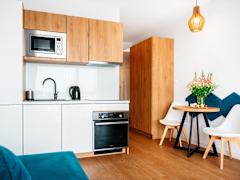 Zimmerbild 6