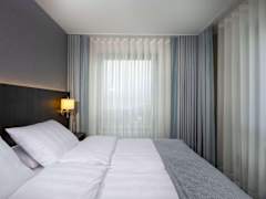 Zimmerbild 6