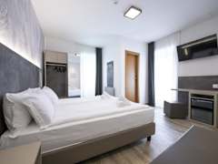 Zimmerbild 8