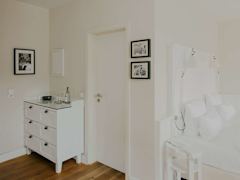 Zimmerbild 28