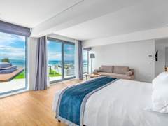 Zimmerbild 6