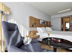 Zimmerbild 6