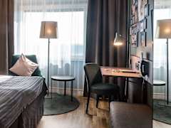 Zimmerbild 7