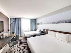 Zimmerbild 7